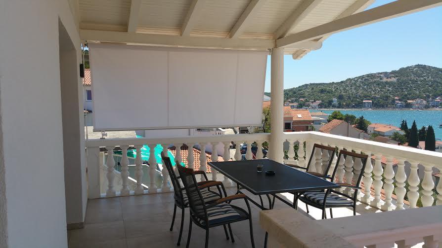 Villa I Karma Tisno Exterior foto